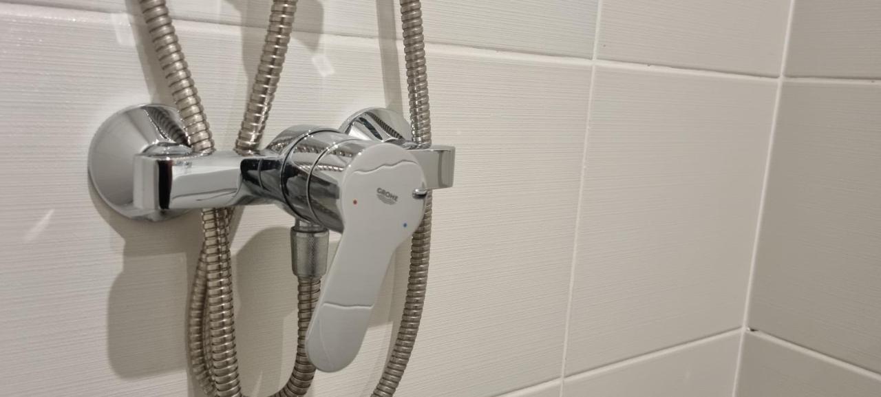 Hos-Cegledi Vendeghaz Miskolc -Oenallo Otthon, Mely Csak Az Oenoeke Zewnętrze zdjęcie